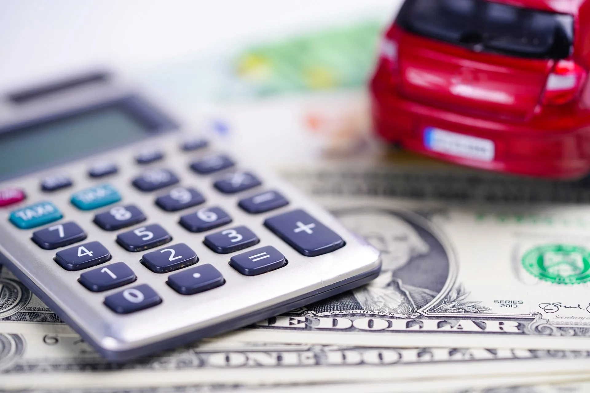Economizando com Carro por Assinatura: Qual a Matemática por Trás da Escolha Inteligente?